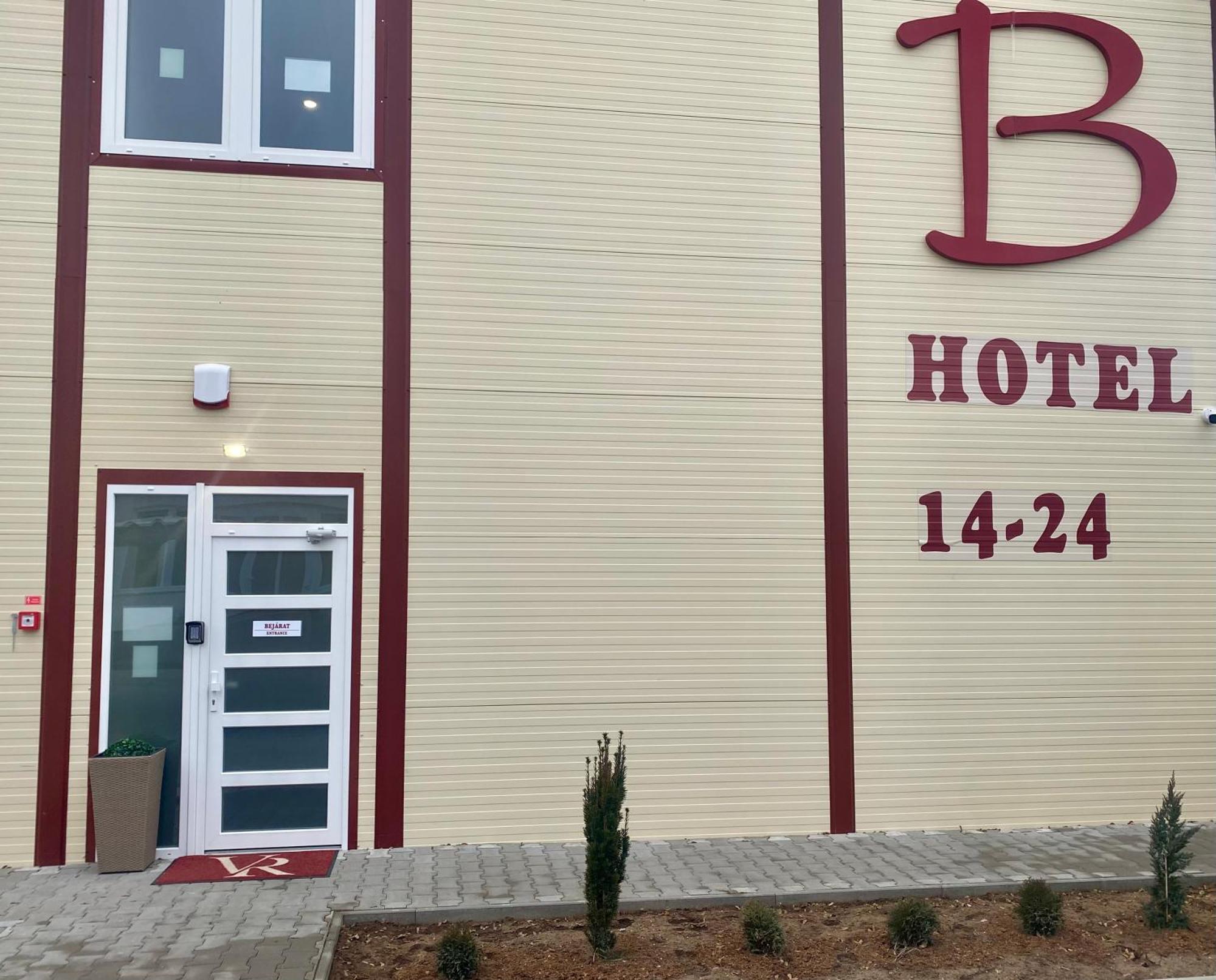 Vecsesi Rendezvenykoezpont Es Panzio Bed and Breakfast Εξωτερικό φωτογραφία